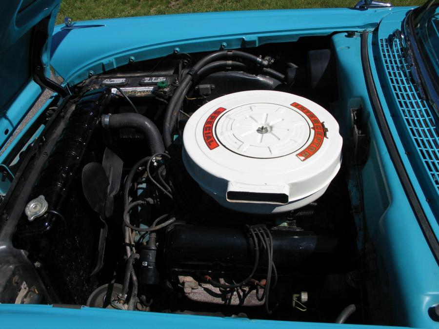  Ford Fairlane 500 Sunliner Convertible 1958 года  (фото 4 из 5)